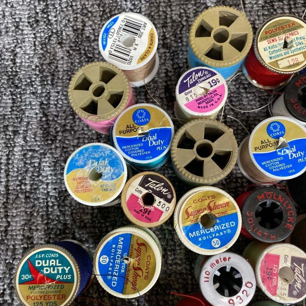 Vintage Coats & Clark Talon‎ Molnlycke Sewing Thread Lot 34 Spools Multicolor